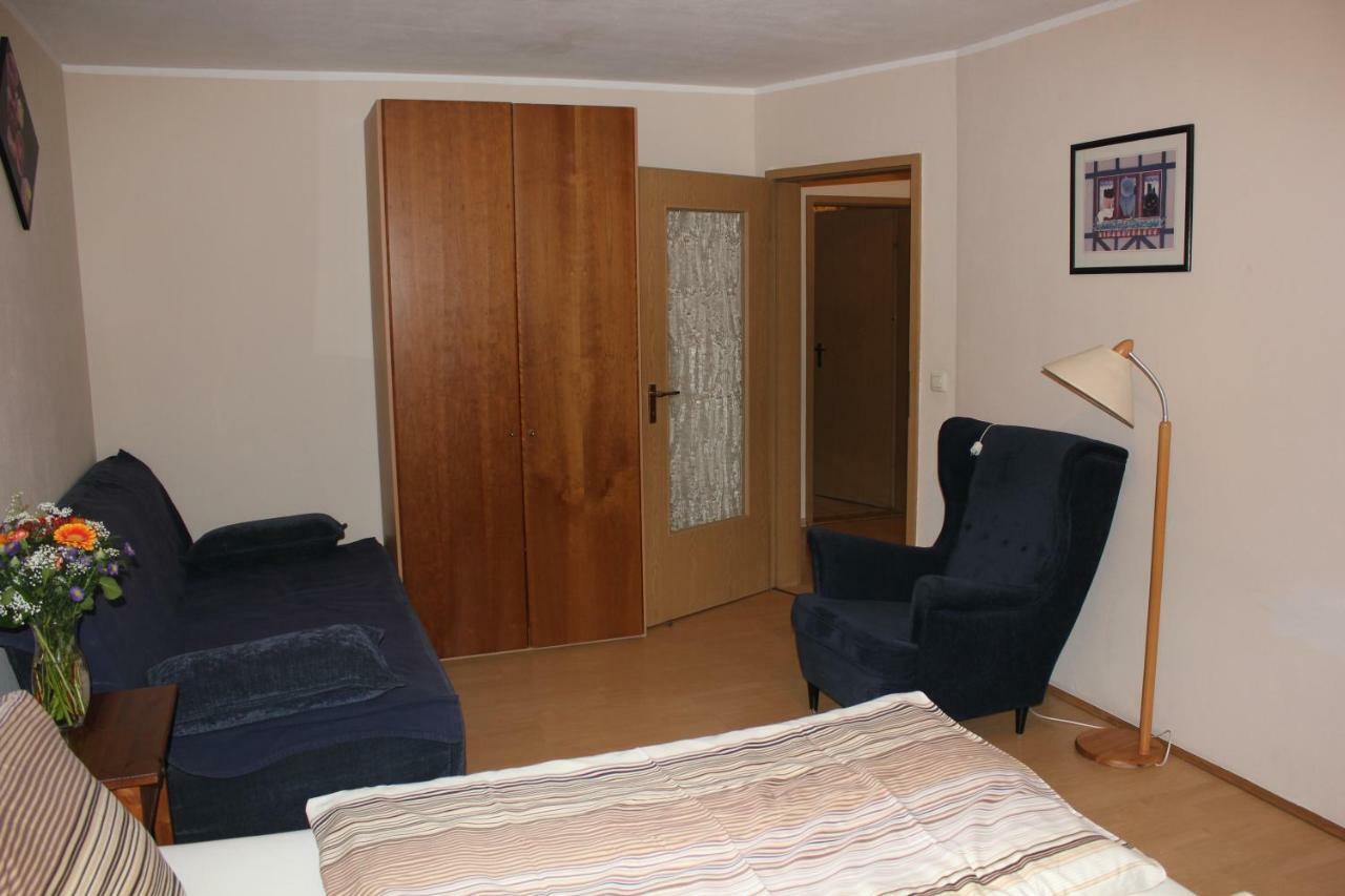 Apartment Goldbach 1. Stock *