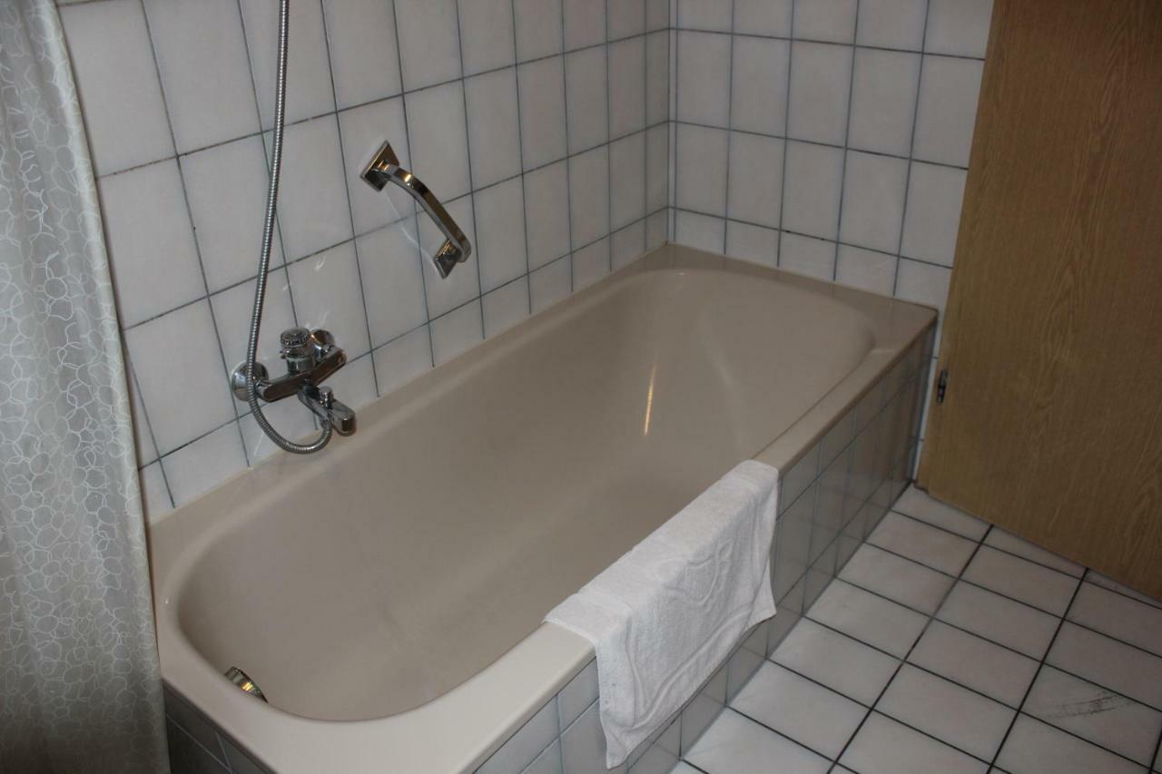 Apartment Goldbach 1. Stock